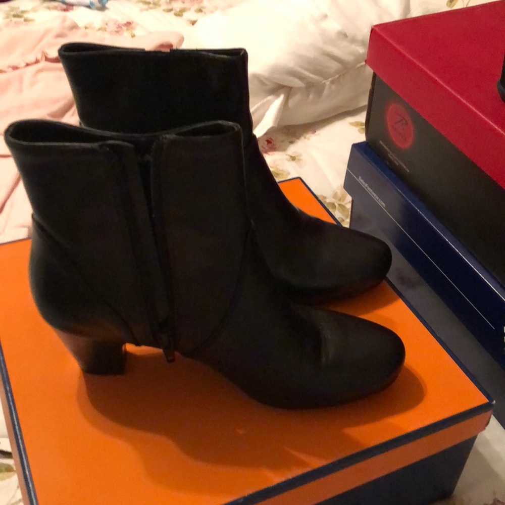 Black sporty calf shoes